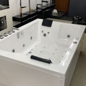 Double Jacuzzi With Bluetooth